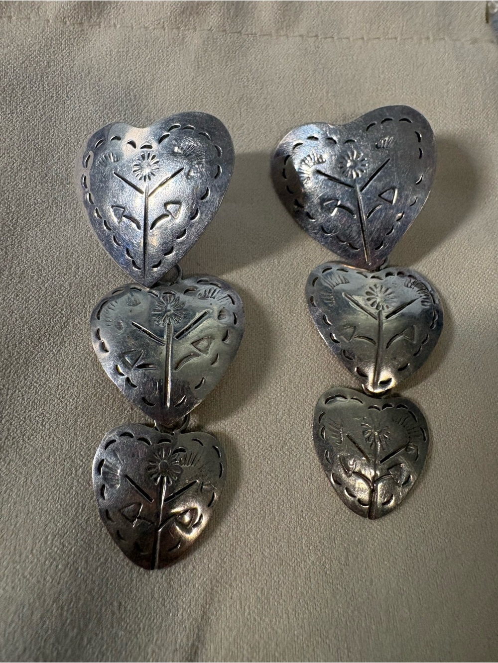 Vintage Taxco Silver Heart Drop Earrings with Floral Engraving